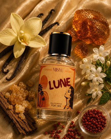 Lune (inspired by Valentino donna born in Roma intense)